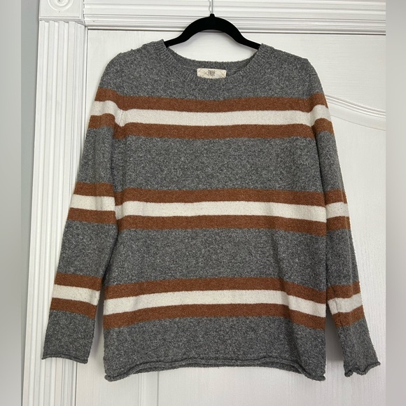 Stitch Fix Pinque Long Sleeve Grey, Rust, and Cream Sweater Size Small - Picture 2 of 7
